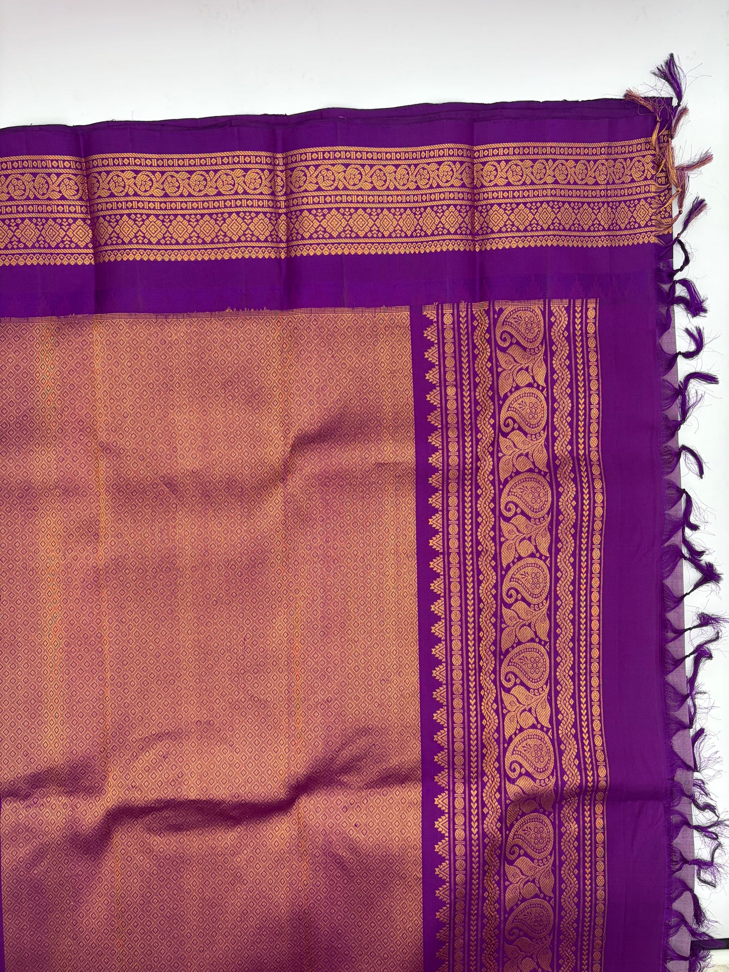 Handwoven Pure Gadwal Silk Saree in Lavender