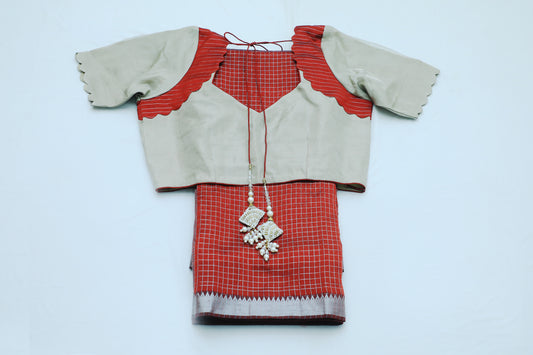 Handwoven Mangalagiri Silk Saree in Red