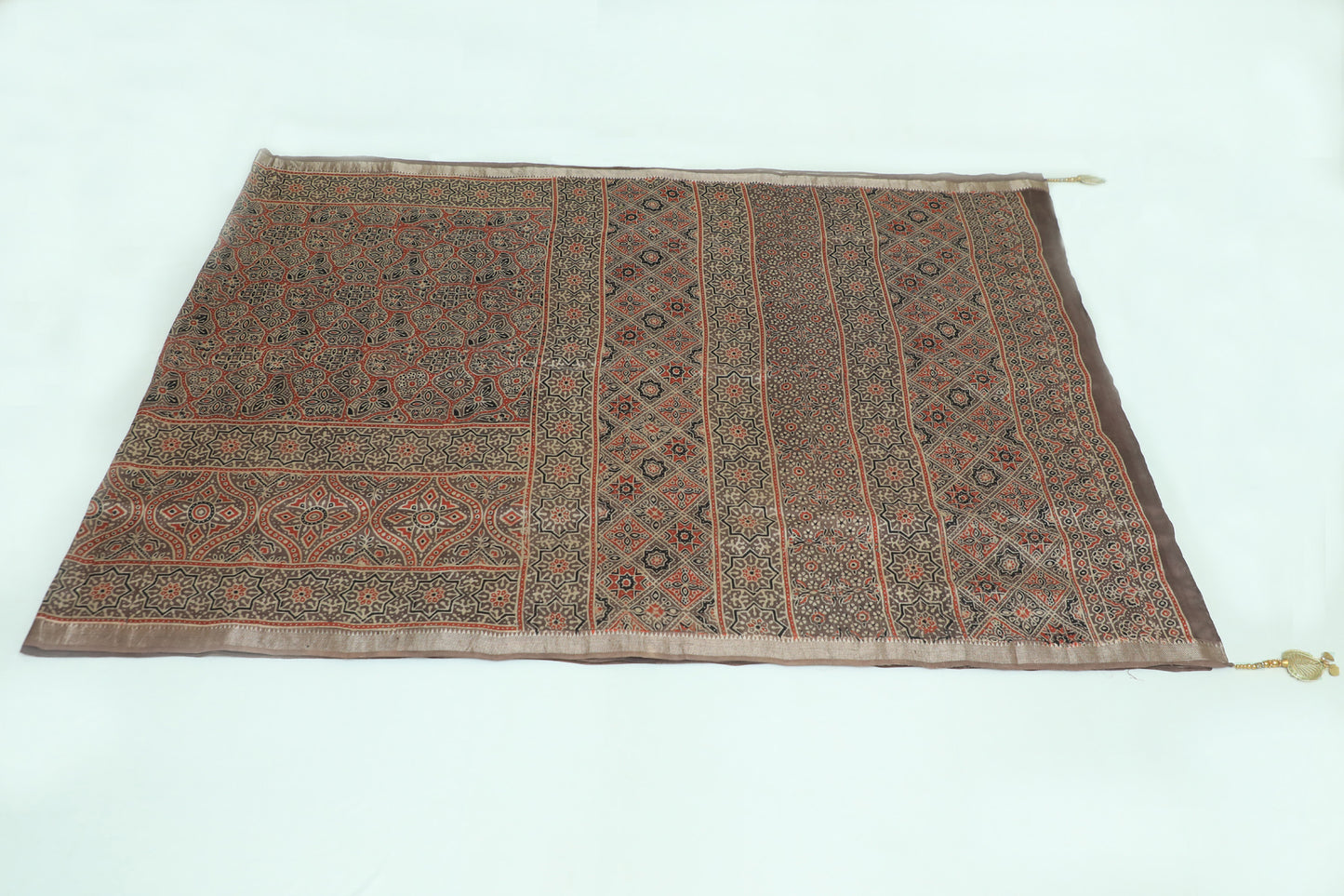 Handwoven Mangalagiri Silk Saree in Brown