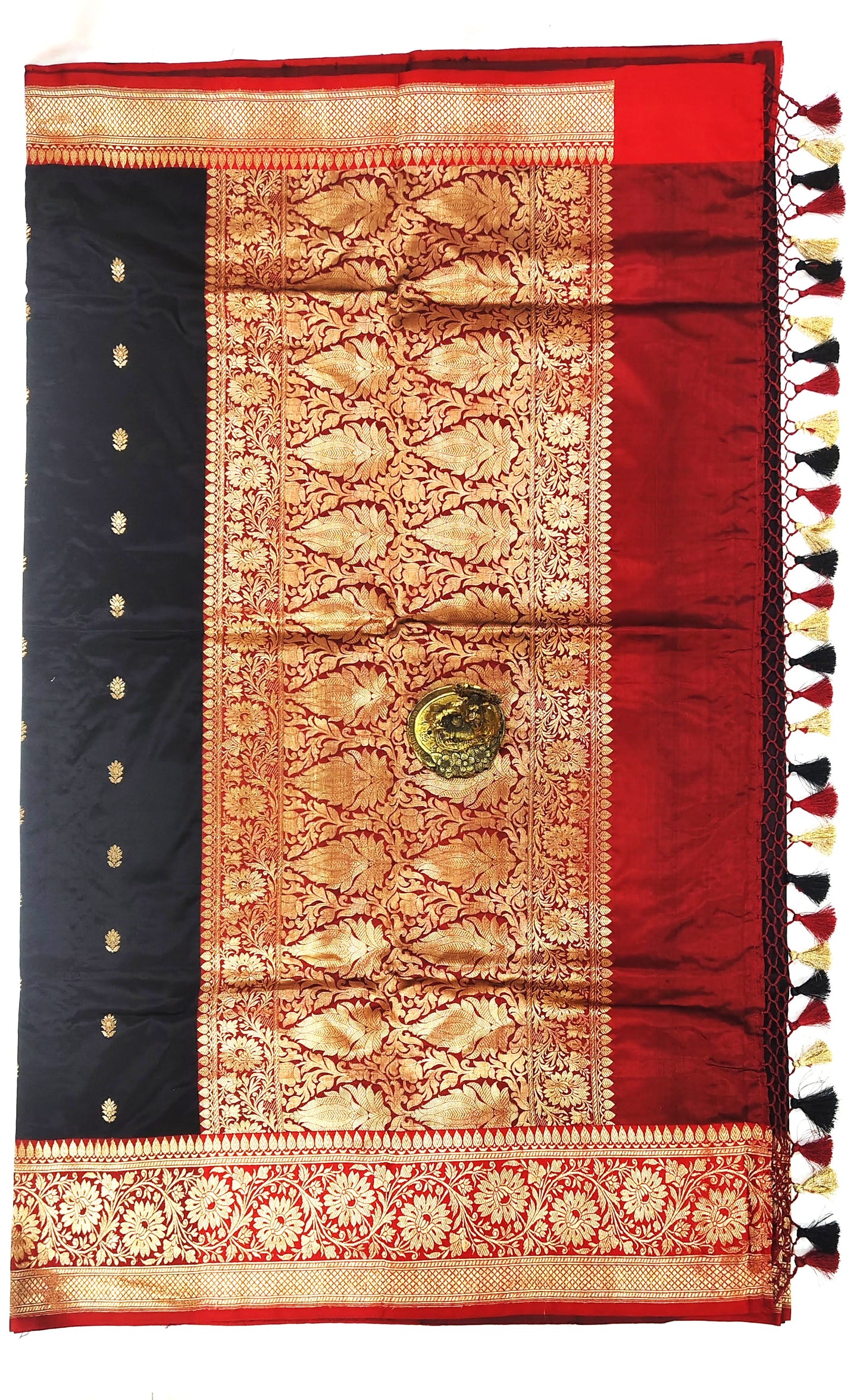 Benaras Katan Silk Saree in Black