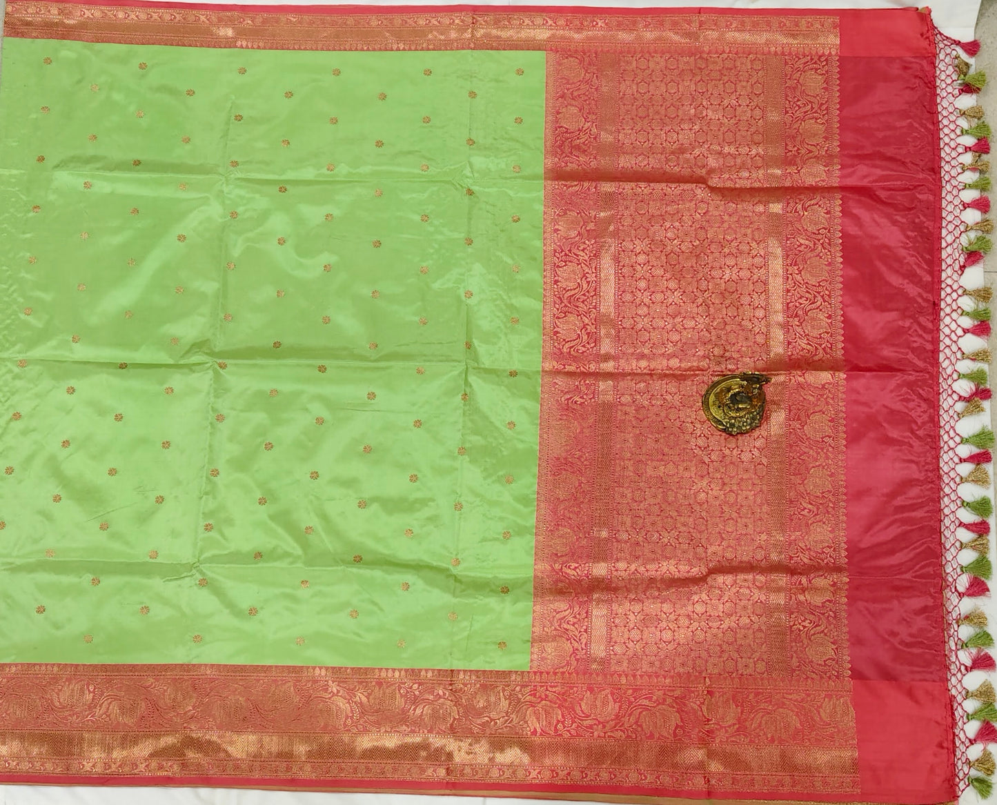 Benaras Katan Silk Saree in Pista Green