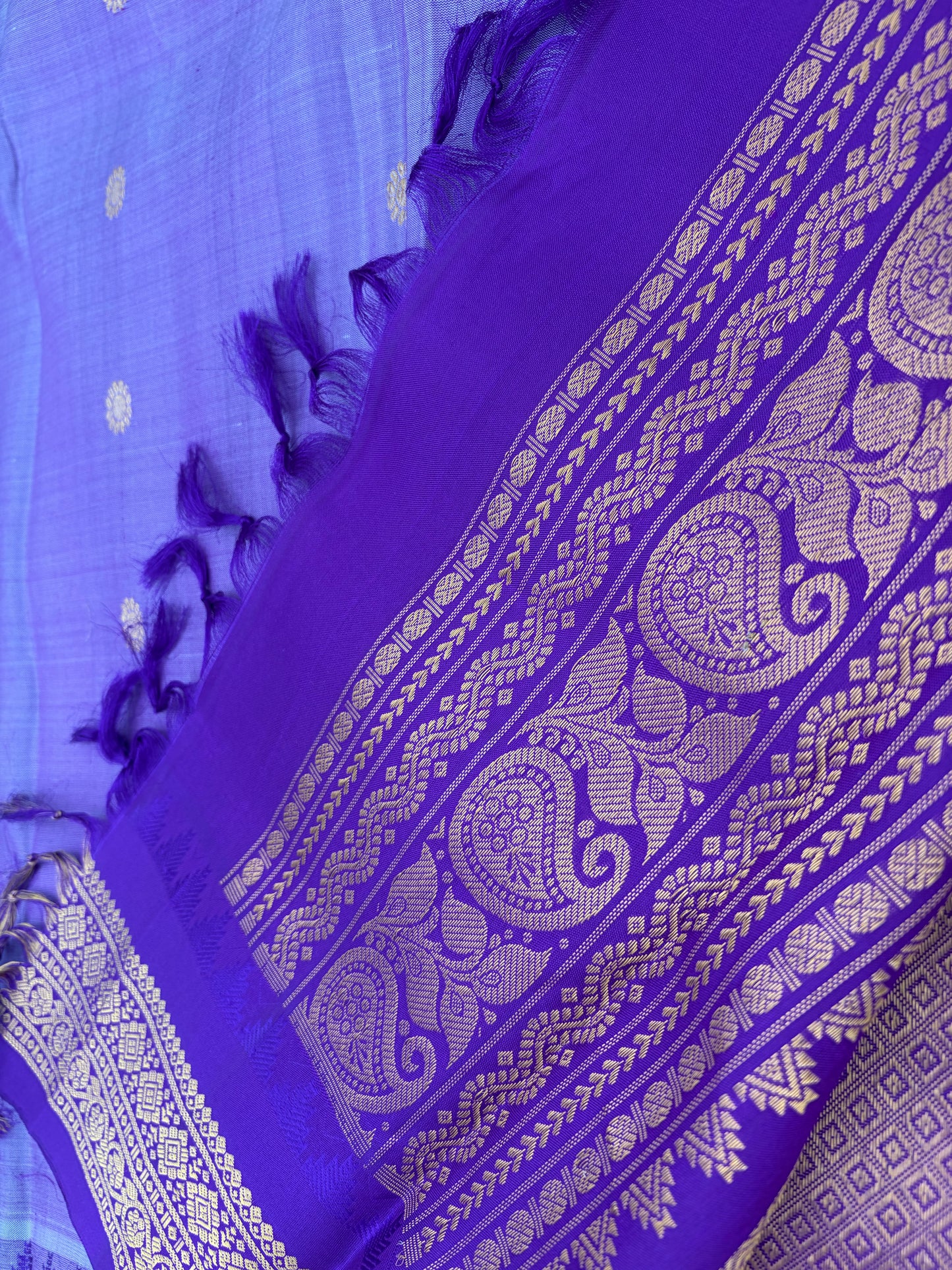 Handwoven Pure Gadwal Silk Saree in Lavender