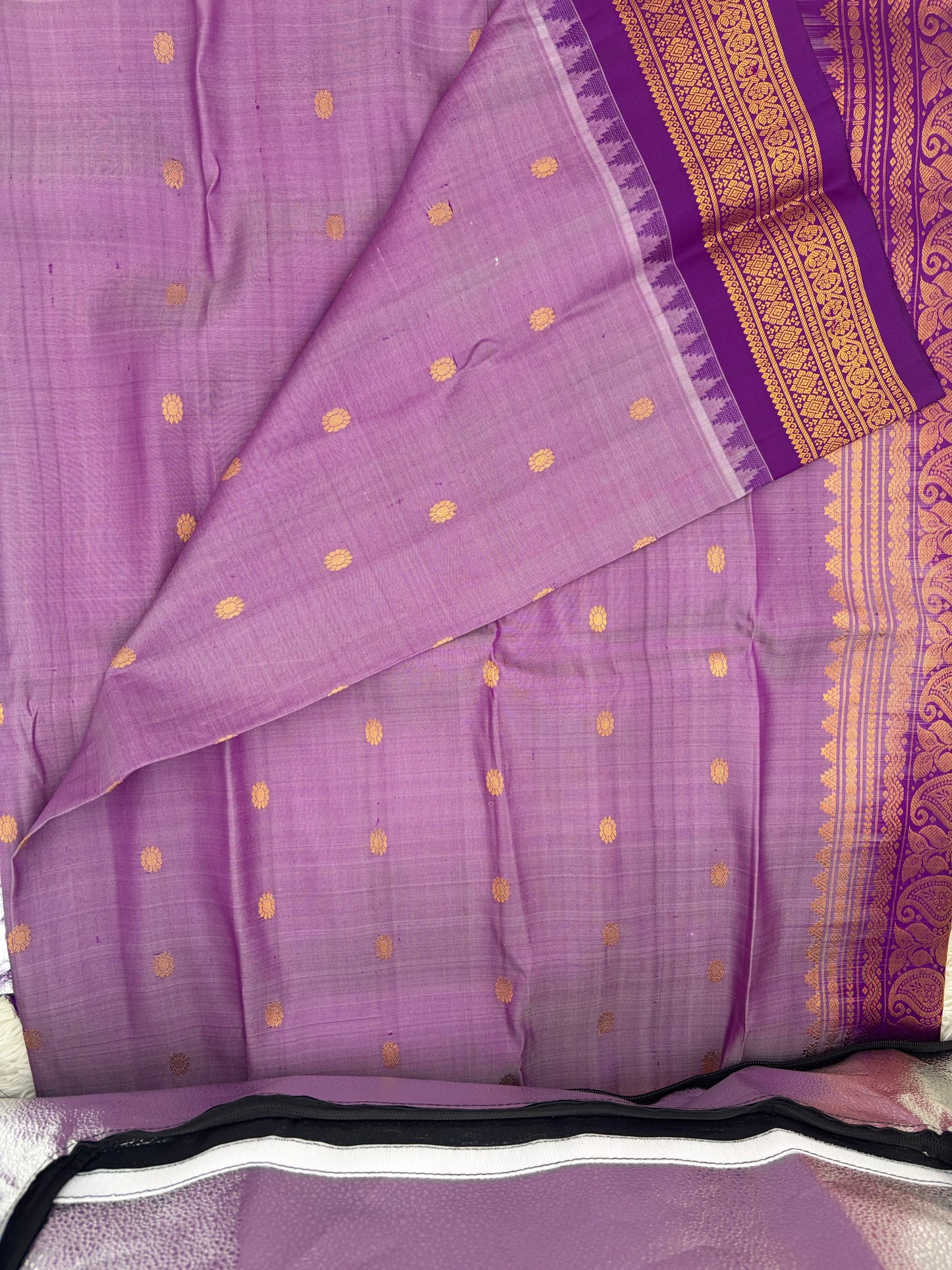Handwoven Pure Gadwal Silk Saree in Lavender