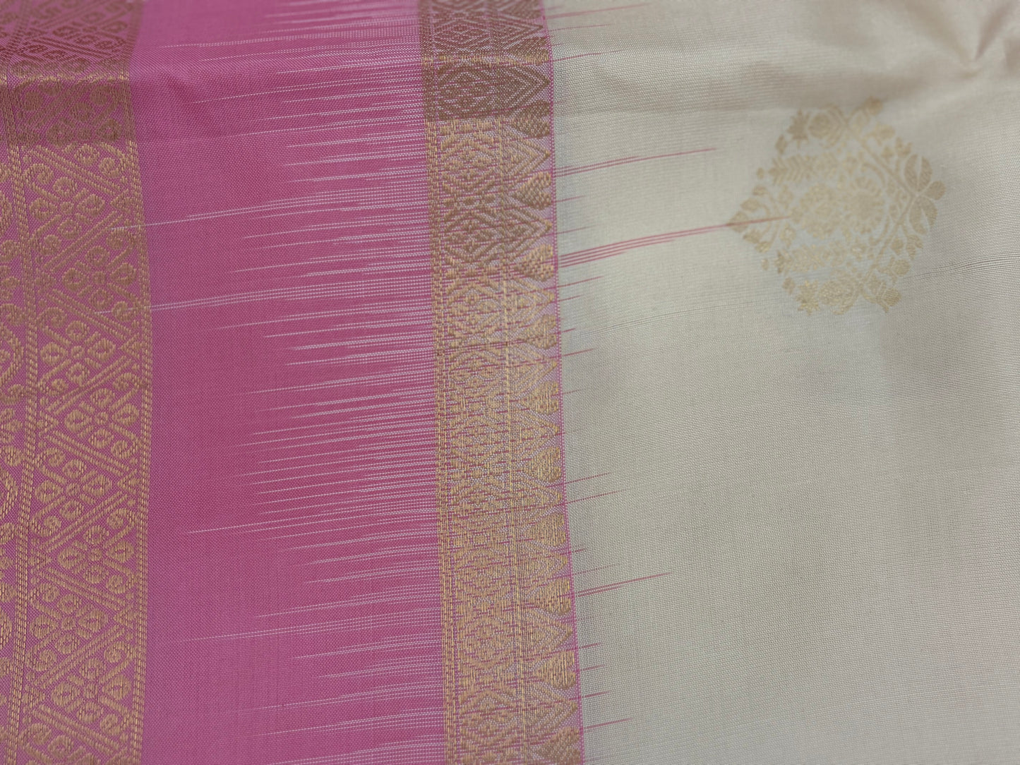Handwoven Pure Kanjivaram Silk Saree in Ivory & Rose
