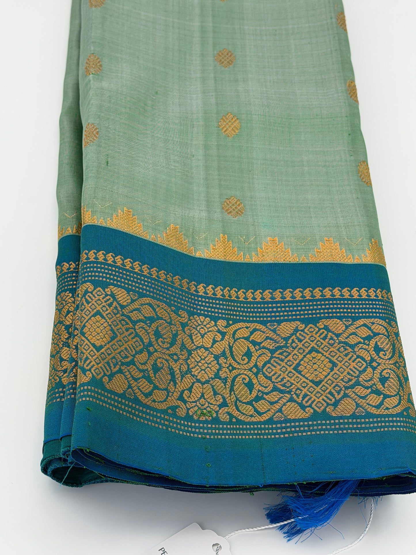 Handwoven Pure Gadwal Silk Saree in Lavender (Copy)