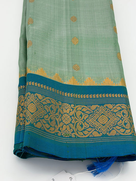 Handwoven Pure Gadwal Silk Saree in Lavender