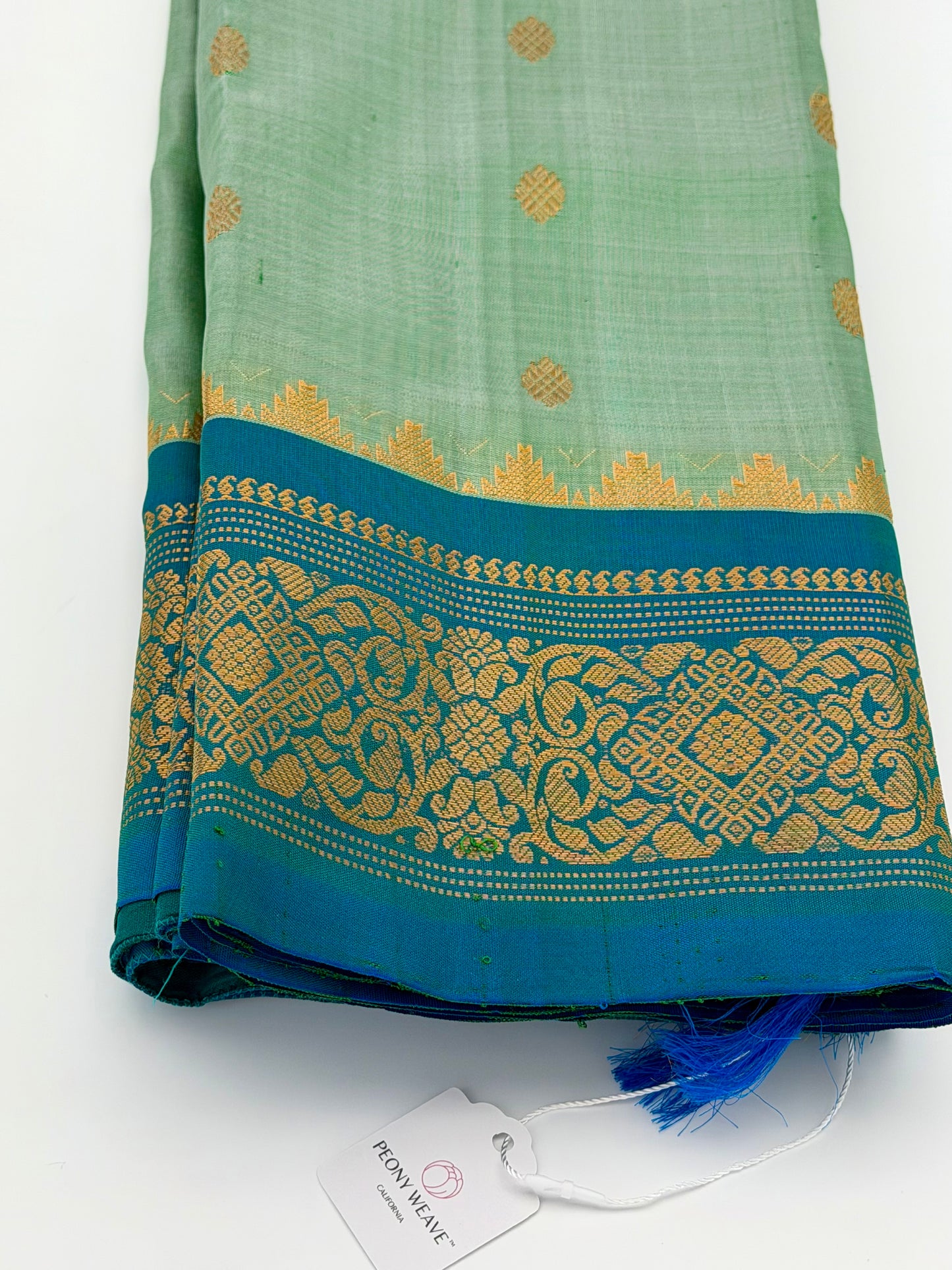 Handwoven Pure Gadwal Silk Saree in Lavender (Copy)