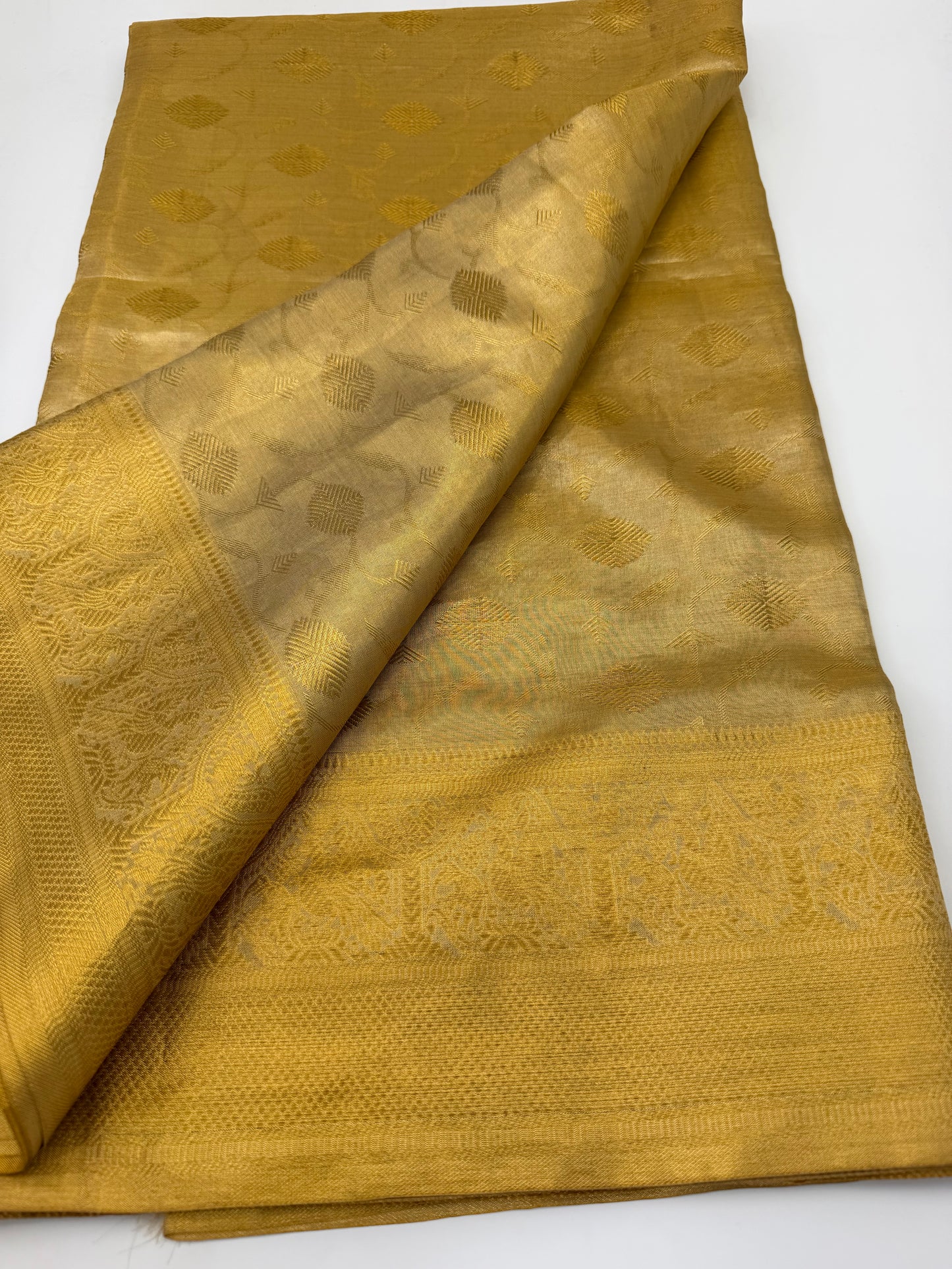 Handwoven Pure Kanjivaram Bridal Gold Silk Saree
