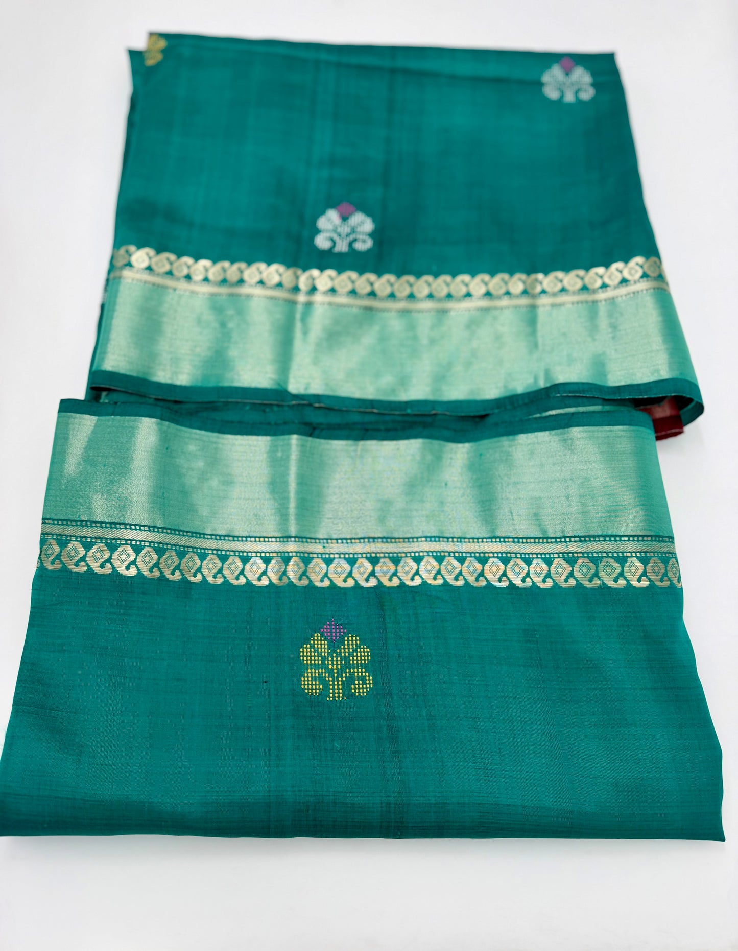 Handwoven Green Bishnupuri Silk Saree