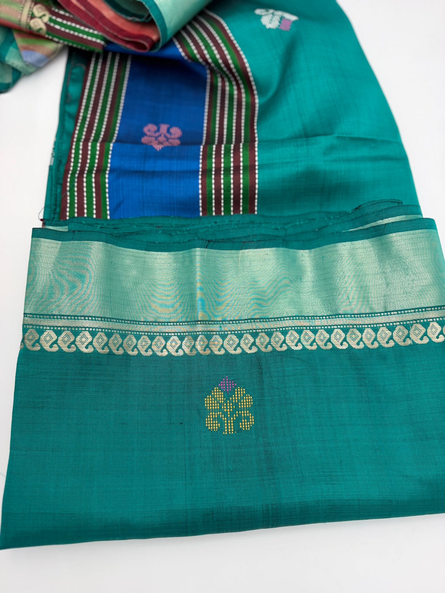 Handwoven Green Bishnupuri Silk Saree