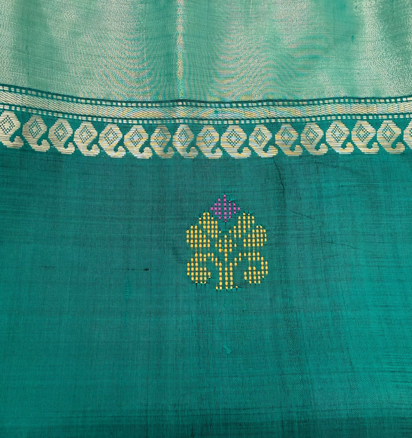 Handwoven Green Bishnupuri Silk Saree