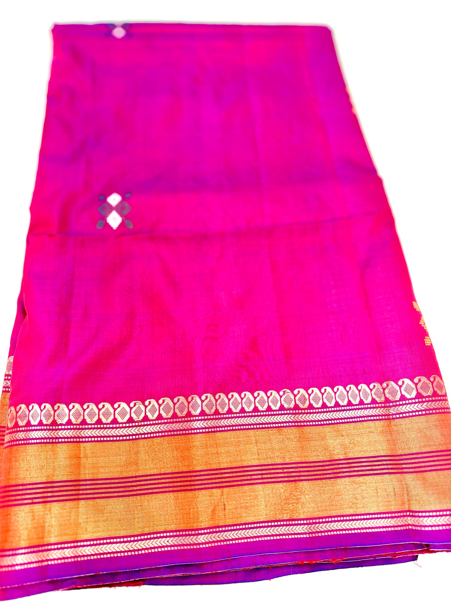 Handwoven Pink Bishnupuri Silk Sare